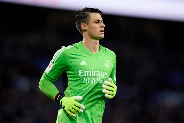 Ảnh bài viết Ancelotti lên tiếng, Kepa khó tới Real