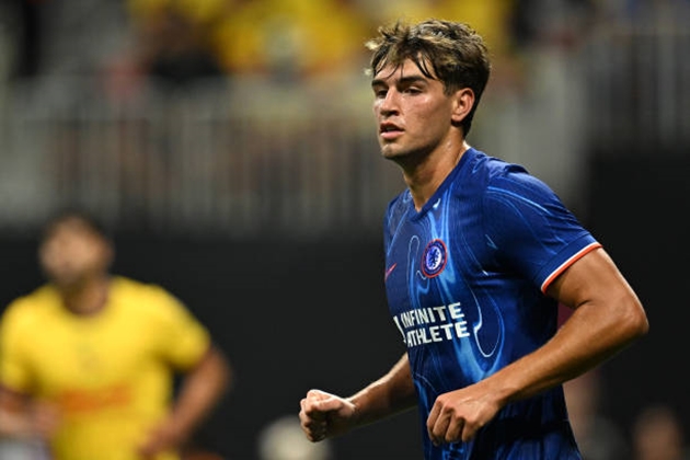 Tân binh khẳng định không đến Chelsea vì tiền