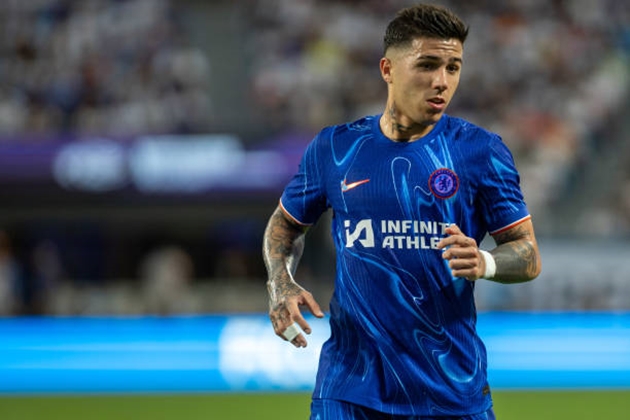 Bỏ qua lùm xùm, Enzo Fernandez nhận ưu ái từ Enzo Maresca 