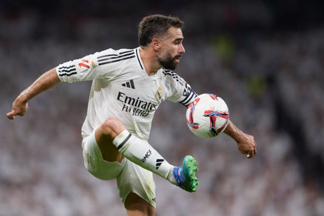 Real Madrid để Carvajal tự quyết định tương lai