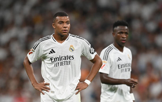 Ancelotti: Mbappe, Vinicius không bị ảnh hưởng bởi những lời chỉ trích