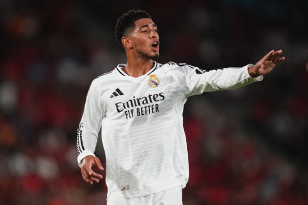 Bellingham "gỡ rối" cho Real Madrid