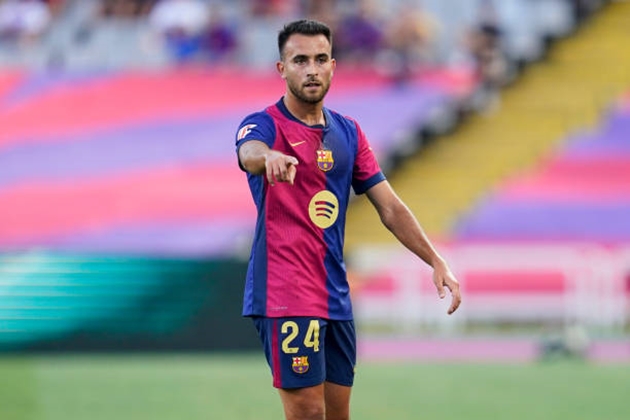 Eric Garcia suýt rời Barcelona hè này