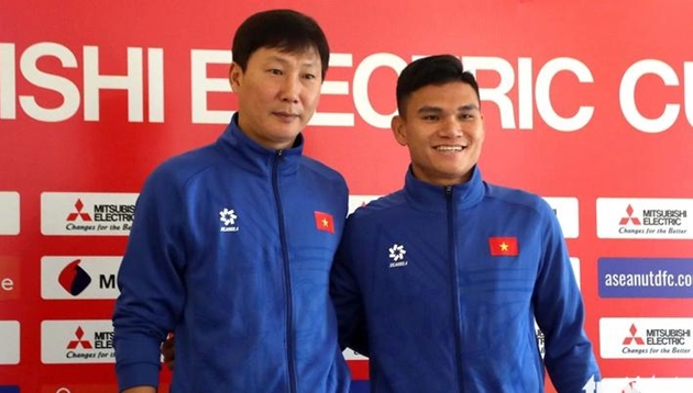 Điểm tin AFF Cup 1/1: Thái Lan tự tin "bắt chết" Xuân Son; Ông Kim Sang-sik đưa mệnh lệnh cho Việt Nam