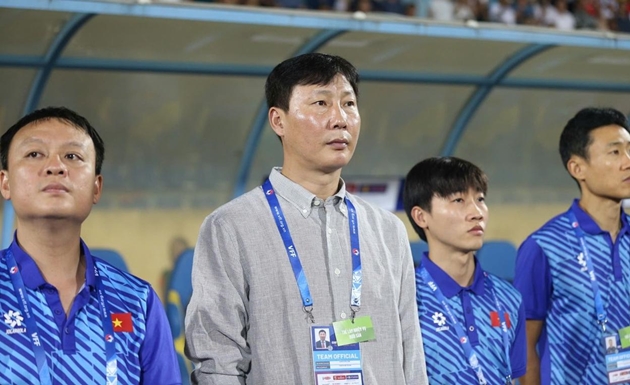 Sau AFF Cup là nỗi lo của HLV Kim Sang-sik