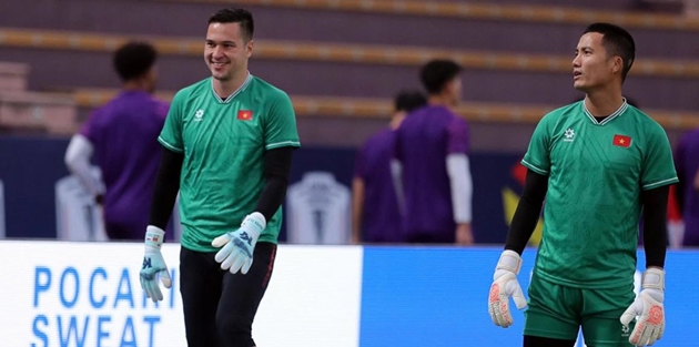 Cơn đau đầu dễ chịu dành cho HLV Kim Sang-sik 