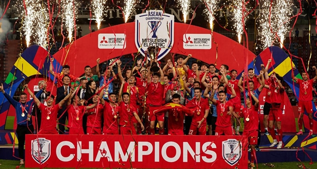 Từ “Troussier out” đến ngôi vương Đông Nam Á: Đội tuyển Việt Nam vượt ngàn chông gai