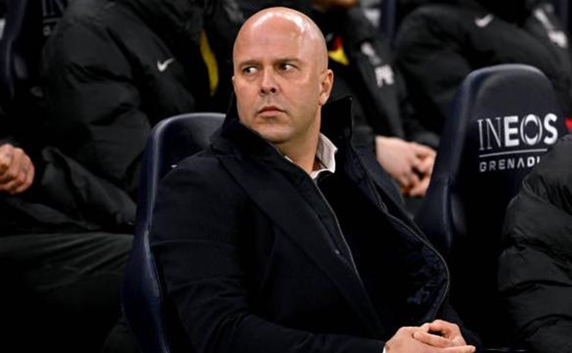Thua Tottenham, Arne Slot nổi giận với 1 ngôi sao của Liverpool