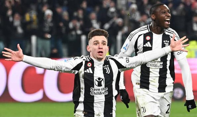 AS Roma thắng nhọc nhằn Parma; Inter Milan thua đau Juventus