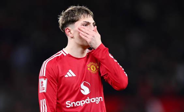 Ảnh bài viết M.U đau đầu với Garnacho, Ruben Amorim phải ra tay