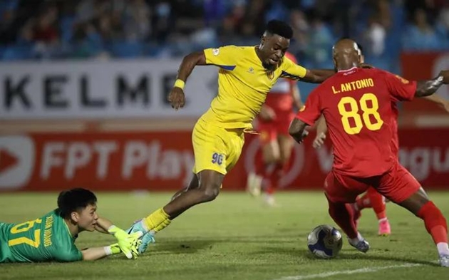 Bộc lộ điểm yếu, Thanh Hóa khó đua vô địch V-League