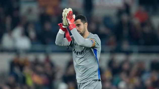 Ảnh bài viết Thay Onana, M.U nhắm đồng hương của Ruben Amorim