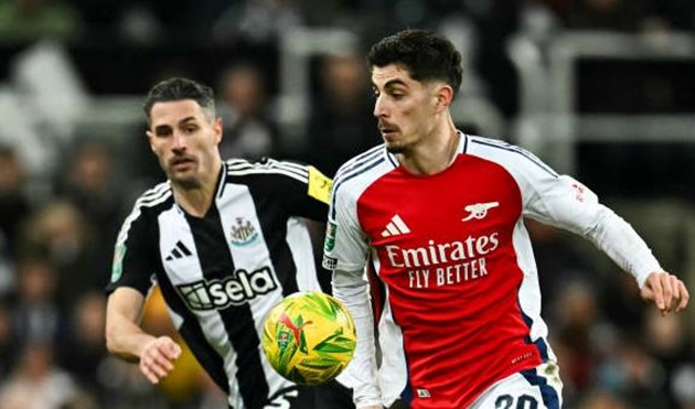 Newcastle tiếp tục dạy cho Arsenal và Mikel Arteta 1 bài học