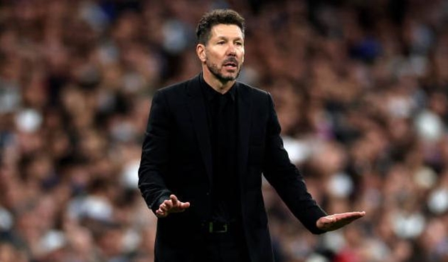 Real Madrid bất mãn trọng tài, Diego Simeone nói lời thật lòng