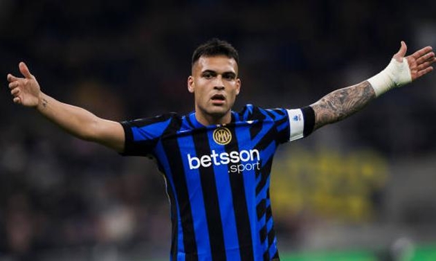 Ảnh bài viết Chuyển nhượng tối 12/03: Arsenal quyết tâm chiêu mộ Martinez; Nunez có thể tới Atletico