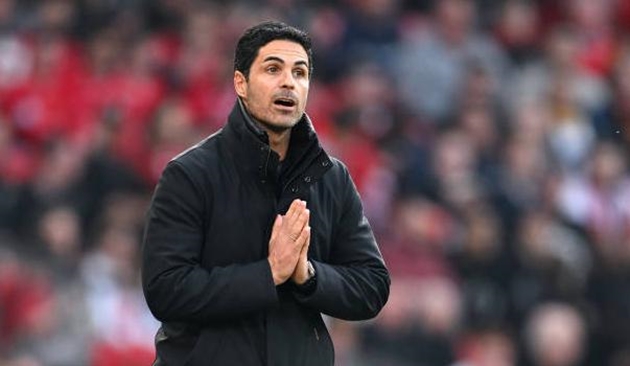 Vì sao những bình luận tồi tệ luôn nhắm vào Arsenal?