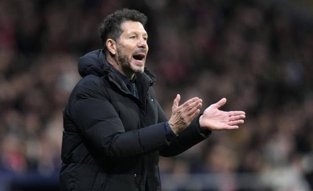 Diego Simeone thừa nhận vẫn bị Real và Barca ám ảnh