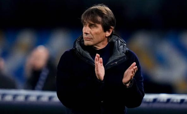 Tham vọng của Antonio Conte thắp sáng giấc mơ vô địch của Napoli