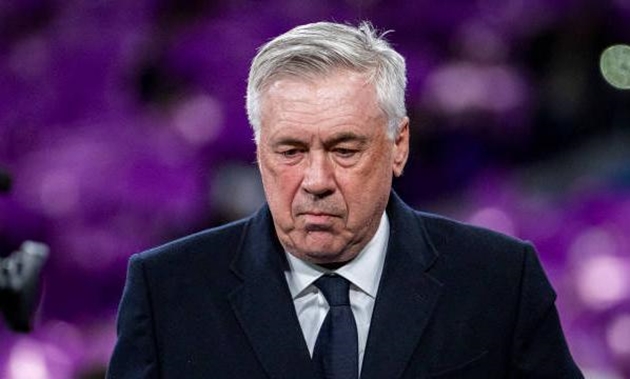 Carlo Ancelotti úp mở tương lai tại Real Madrid