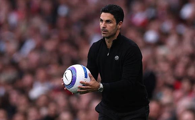 Arteta tiết lộ lý do Arsenal hụt hơi so với Liverpool