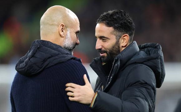 Chạm trán M.U, Pep Guardiola bất ngờ bênh vực Ruben Amorim