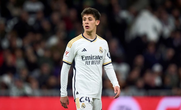 Arsenal lên kế hoạch chiêu mộ Arda Guler