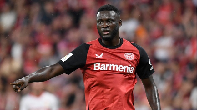 Bayer Leverkusen nhận tin choáng váng về Victor Boniface 