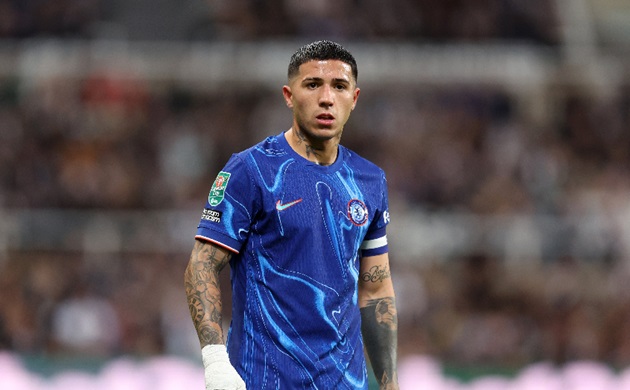 Ảnh bài viết Inter Milan và Barcelona gia nhập cuộc đua giành chữ ký của Enzo Fernandez