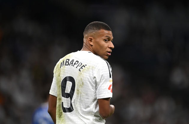 Sự kiên định của Ancelotti và thách thức dành cho Mbappe