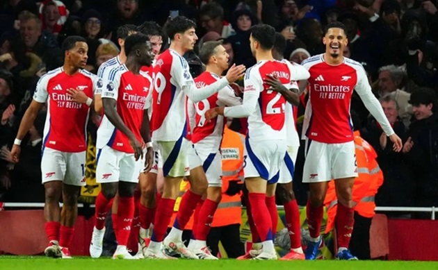 Ảnh bài viết Người cũ khuyên Arsenal buông Champions League, chỉ tập trung vào Premier League