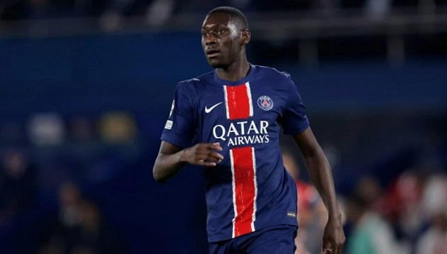 Chuyển nhượng sáng 16/12: M.U nhắm tiền đạo PSG; Chelsea để 2 cầu thủ ra đi