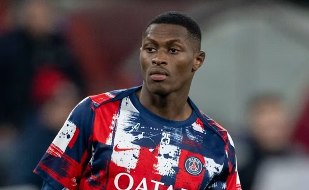 Nâng cấp cánh trái, MU tích cực theo đuổi sao PSG 