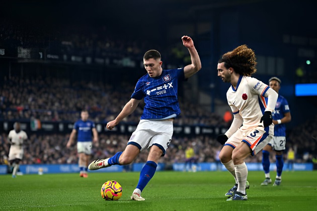 Cucurella: "Chelsea đã quá nóng vội để rồi mắc sai lầm"