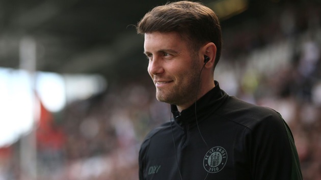 HLV Brighton tiết lộ điểm khác biệt giữa Ngoại hạng Anh và Bundesliga