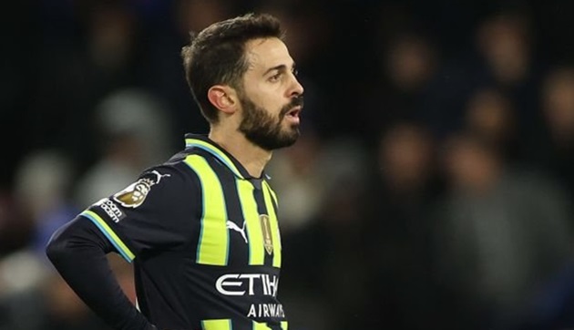 Bernardo Silva thất vọng sau trận hòa Crystal Palace