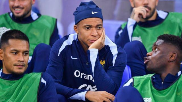 ĐT Pháp chơi tốt hơn khi không có Mbappe