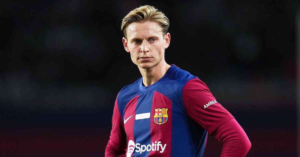 Frenkie De Jong đang làm khó Barca ra sao?