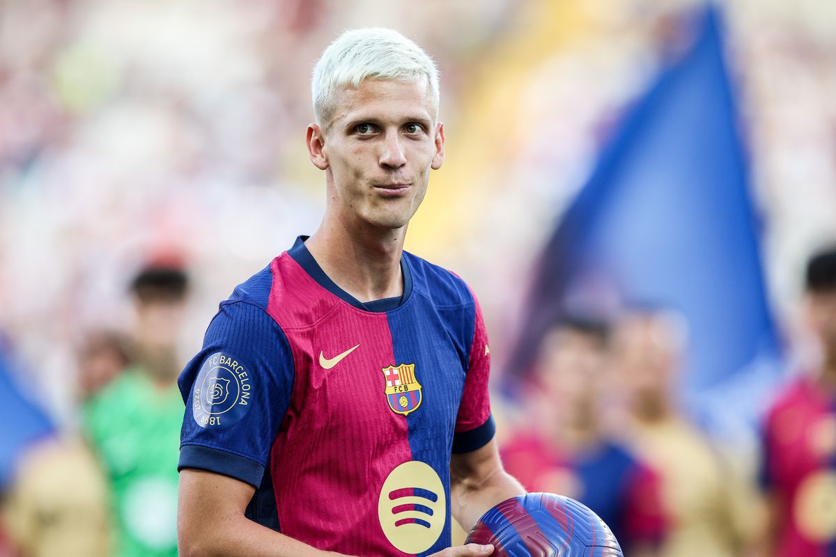 Barca không nên mạo hiểm với Dani Olmo