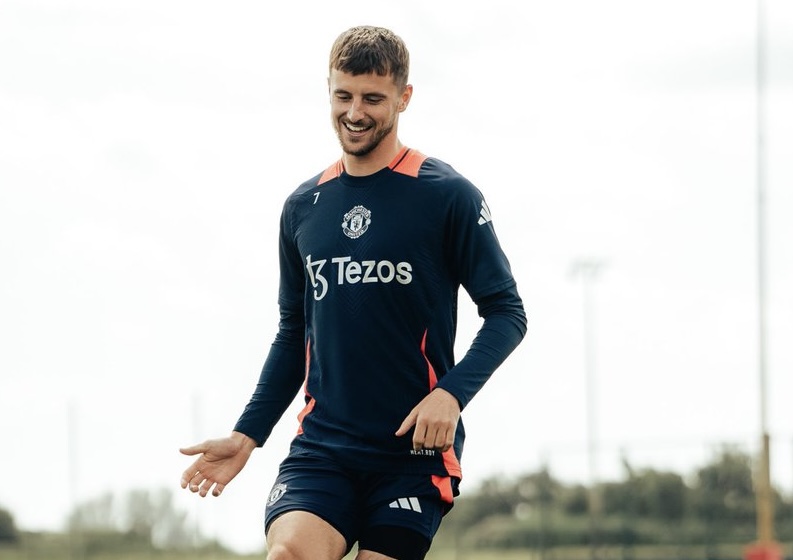 M.U chào đón Mason Mount trở lại
