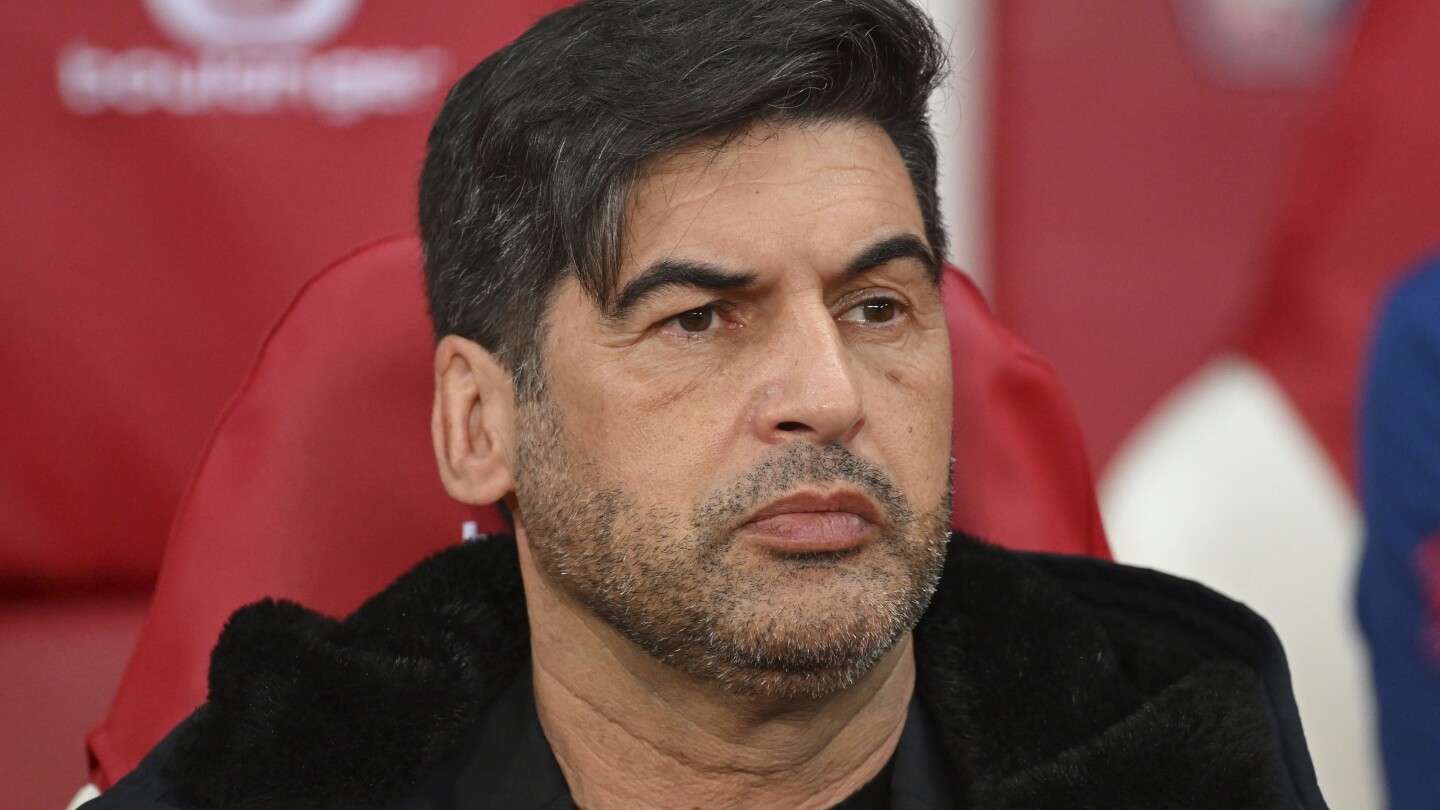 AC Milan xem xét nghiêm túc tương lai của HLV Paulo Fonseca