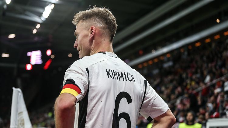 Kimmich không được quy hoạch thay Toni Kroos ở ĐT Đức