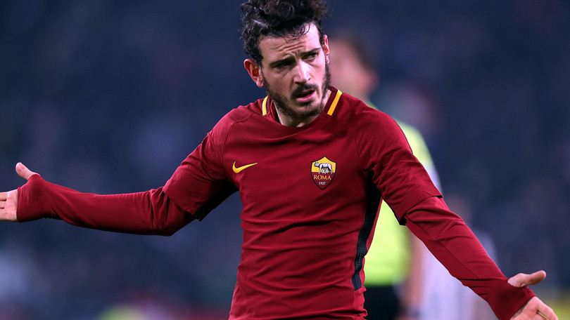 Ảnh bài viết Liên tiếp không ghi bàn, Dzeko vẫn được đồng đội đưa 'lên mây'