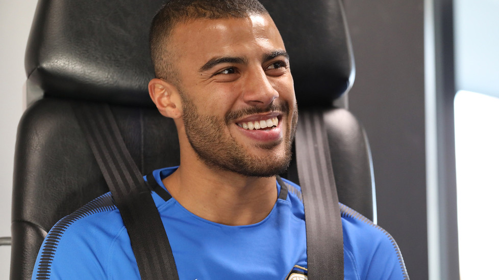 Rafinha vui như mở hội trong ngày ra mắt Inter - Bóng Đá