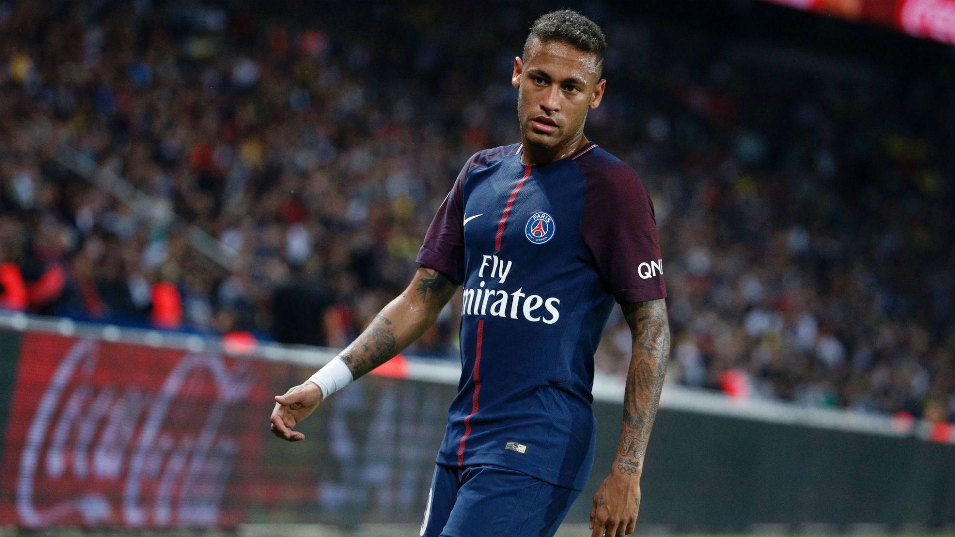 Paris Saint Germain làm con nợ kép vì Neymar - Bóng Đá