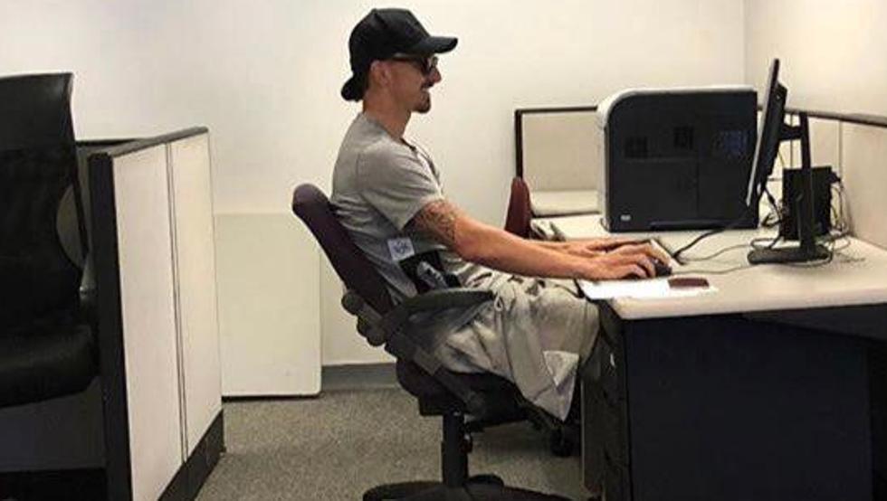 Ảnh bài viết Thách thức cả thế giới, nhưng 1 điều khiến 'thánh' Ibra bó tay là gì?