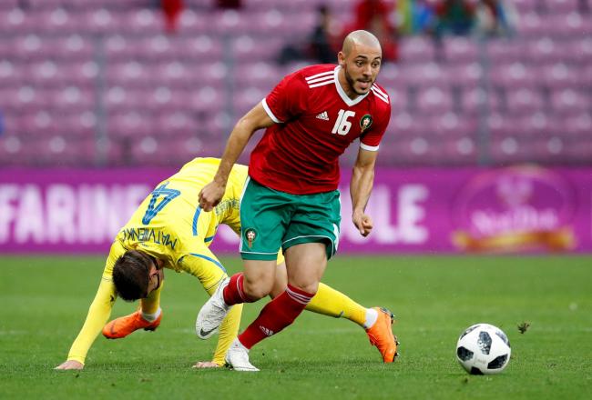 Sao Morocco chỉ trích trọng tài vi muốn xin áo Ronaldo - Bóng Đá