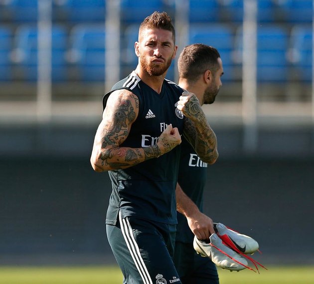 Ramos và những khoảnh khắc 'cạn lời' trên sân cỏ - Bóng Đá