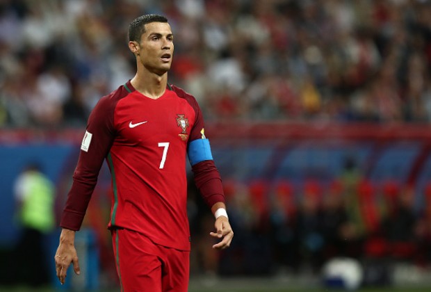Thủ tướng Bồ Đào Nha lên tiếng bảo vệ Ronaldo - Bóng Đá
