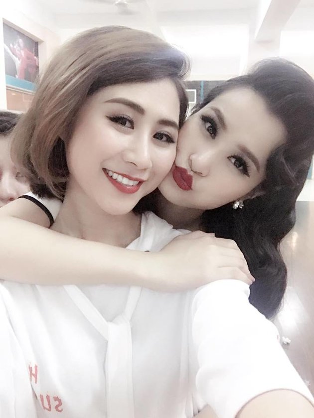 Vẻ đẹp trong sáng của nữ ca sĩ diễn 'cảnh nóng' cùng cầu thủ U19 Việt Nam - Bóng Đá