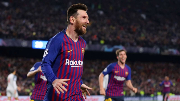 HLV Valverde nói về pha đá phạt của Messi - Bóng Đá
